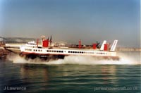 The SRN4 with Hoverspeed in Dover with a new livery - The Princess Anne (GH-2007) arriving into Dover (Pat Lawrence).